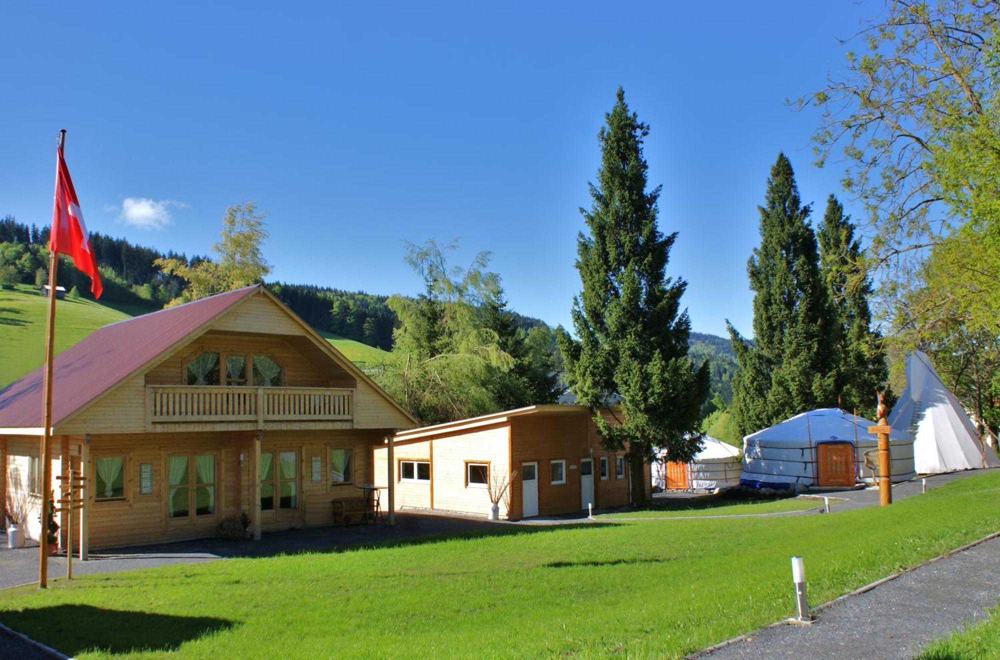 Villa Donkey Chalet Degersheim Exterior foto